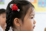 維多利亞幼稚園冬季校服毛毛球髮夾 (BS1685)